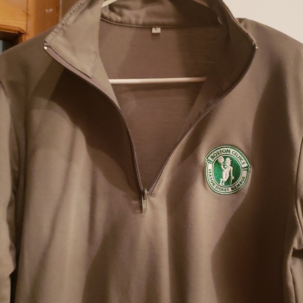 Sweatshirt - Picture 3 of 3